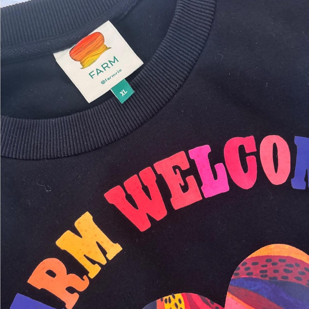 FARM Rio Black Sweatshirt with Multicolor Heart Graphic - Picture 3 of 4